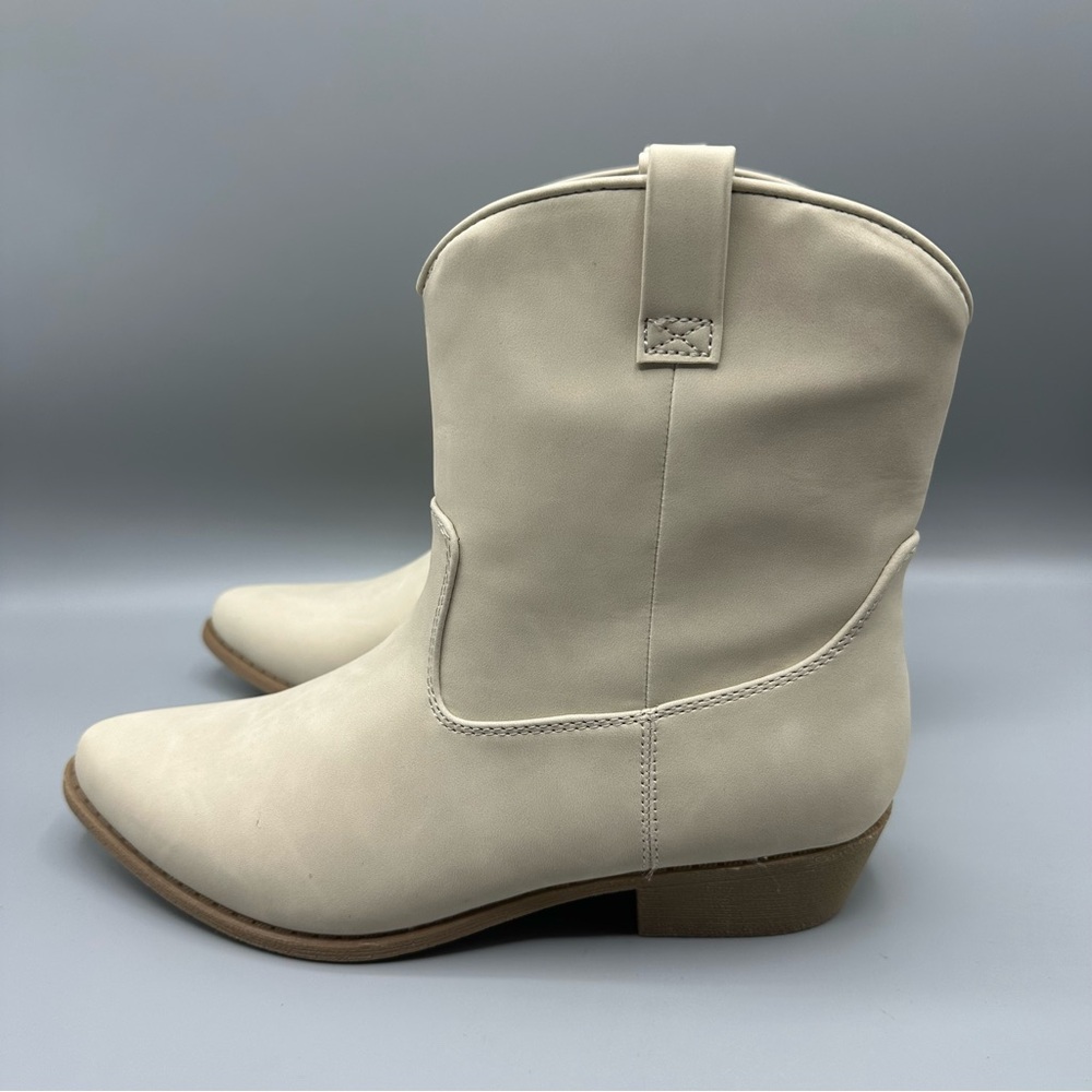 Arizona Jean Western Heel Boots Cream Color Women’s Size 7
